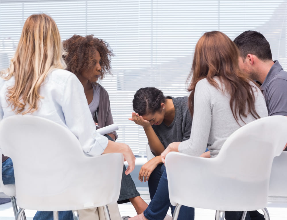 Terapia Grupal y Grupos de Apoyo: Crecimiento y Respaldo Colectivo